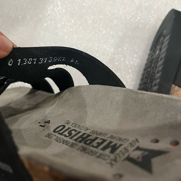 [41/10] Mephisto Women's Hannel Sandal EUC - Picture 6 of 7